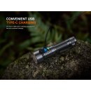 Fenix LD36R LED Taschenlampe mit weiß, rot, orange, pink,blau, lila und grünem Licht
